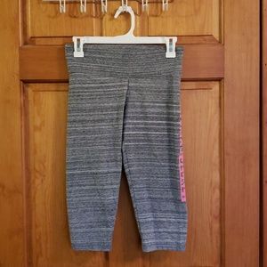 Victoria's Secret Grey Cropped Leggings (Petite)